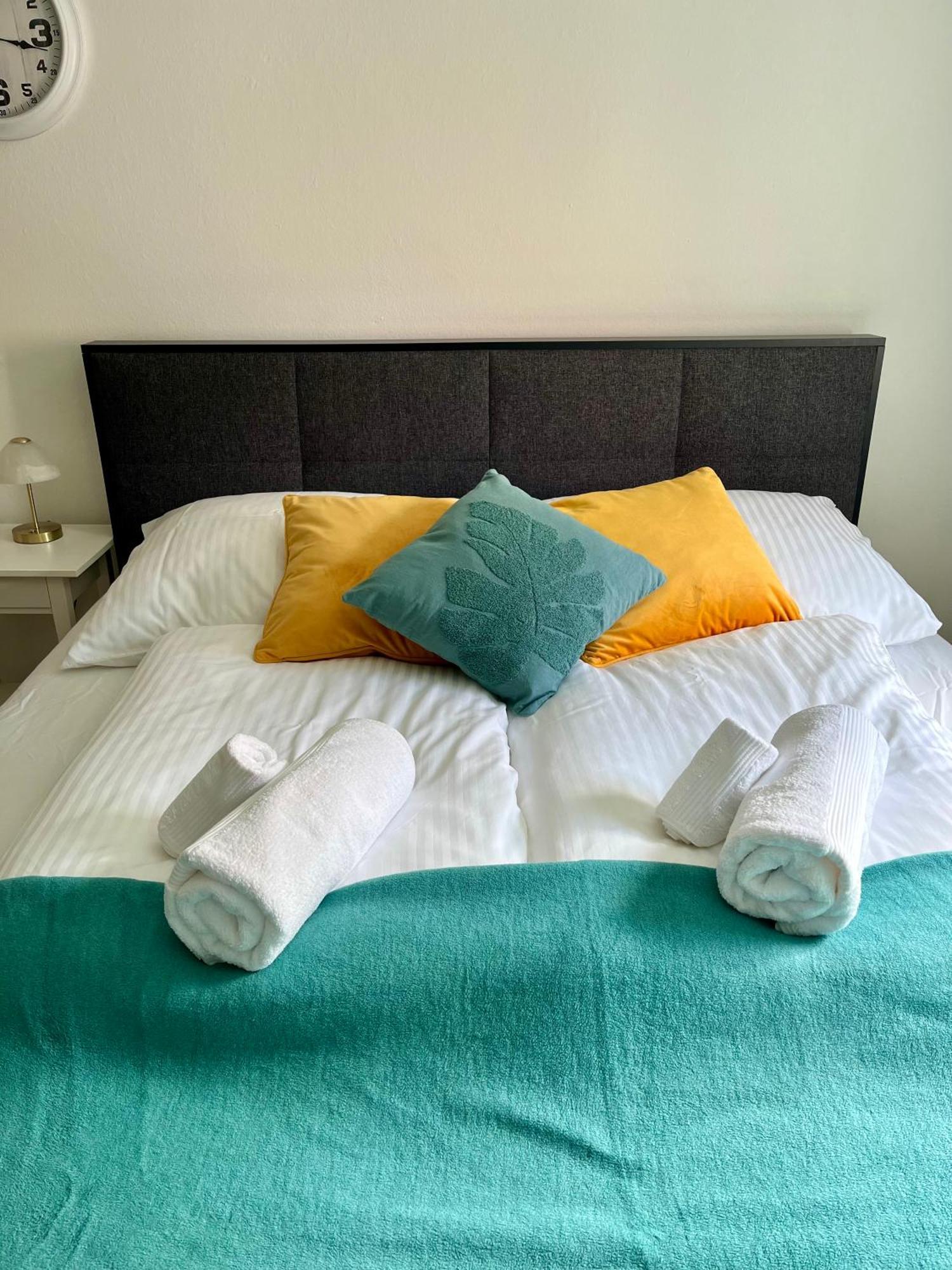 Flores City Center Studio - Easy Self-Check-In Graz Exterior photo